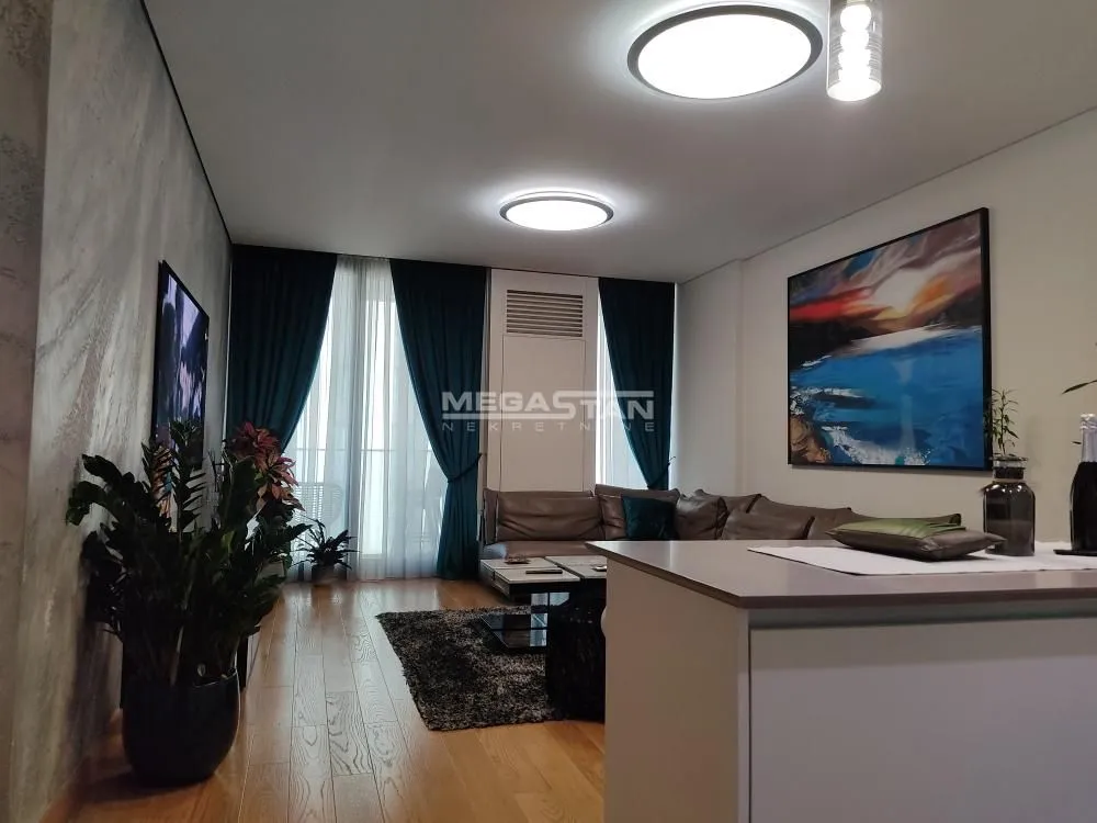 Prodaja, trosoban stan, 94m², Savski Venac, Beograd