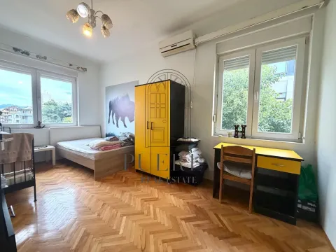 Prodaja, trosoban stan, 70m², Centar, Podgorica - image 10
