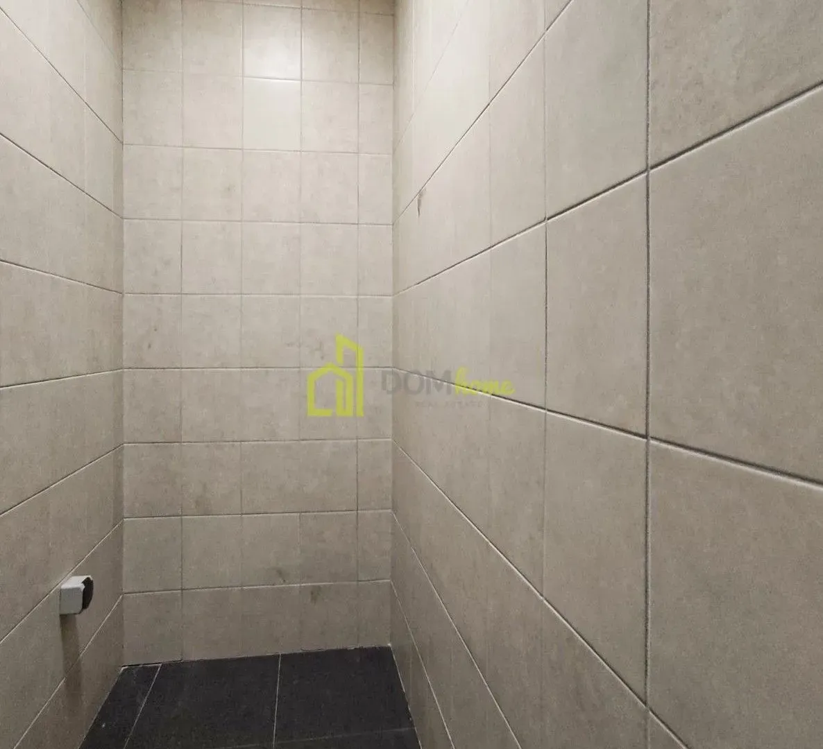 Sale, office space, 89m², Stari Aerodrom, Podgorica