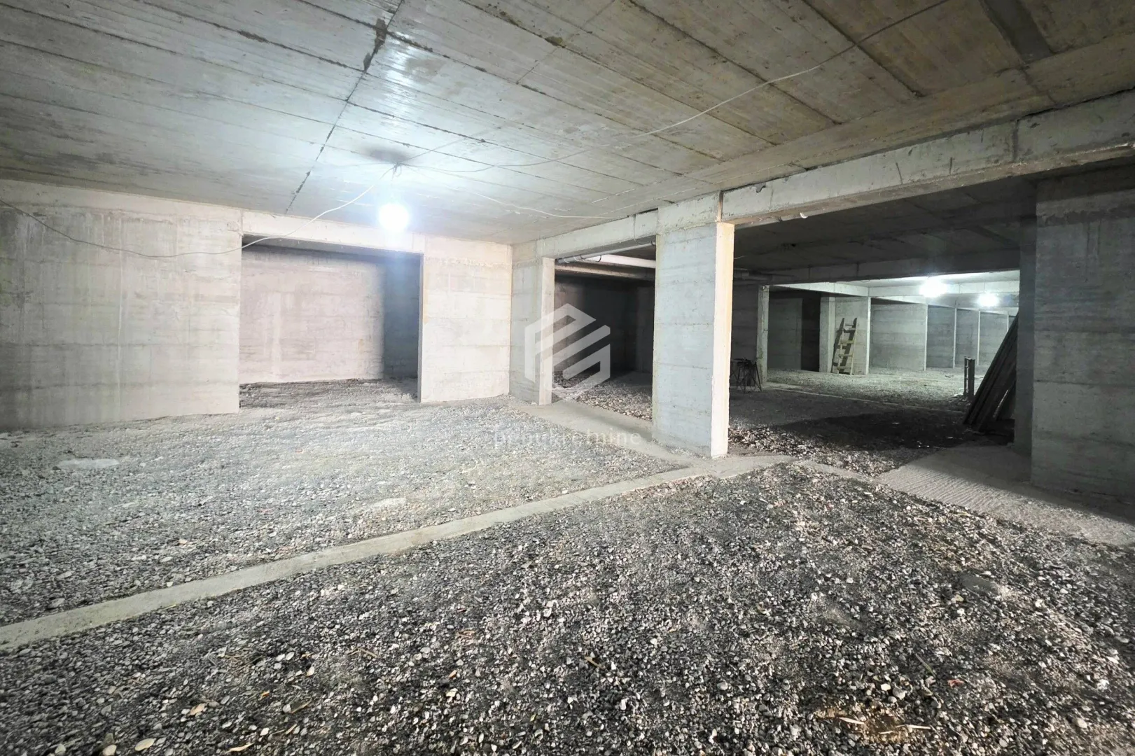 Prodaja, dvosoban stan, 65m², Konik, Podgorica