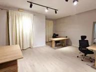 Izdavanje, poslovni prostor, 80m², Centar, Podgorica - image 7