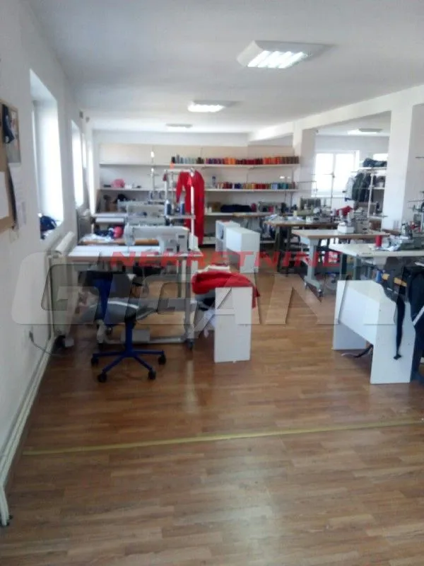 Izdavanje, poslovni prostor, 300m², Mirijevo 1, Mirijevo Sve Podlokacije