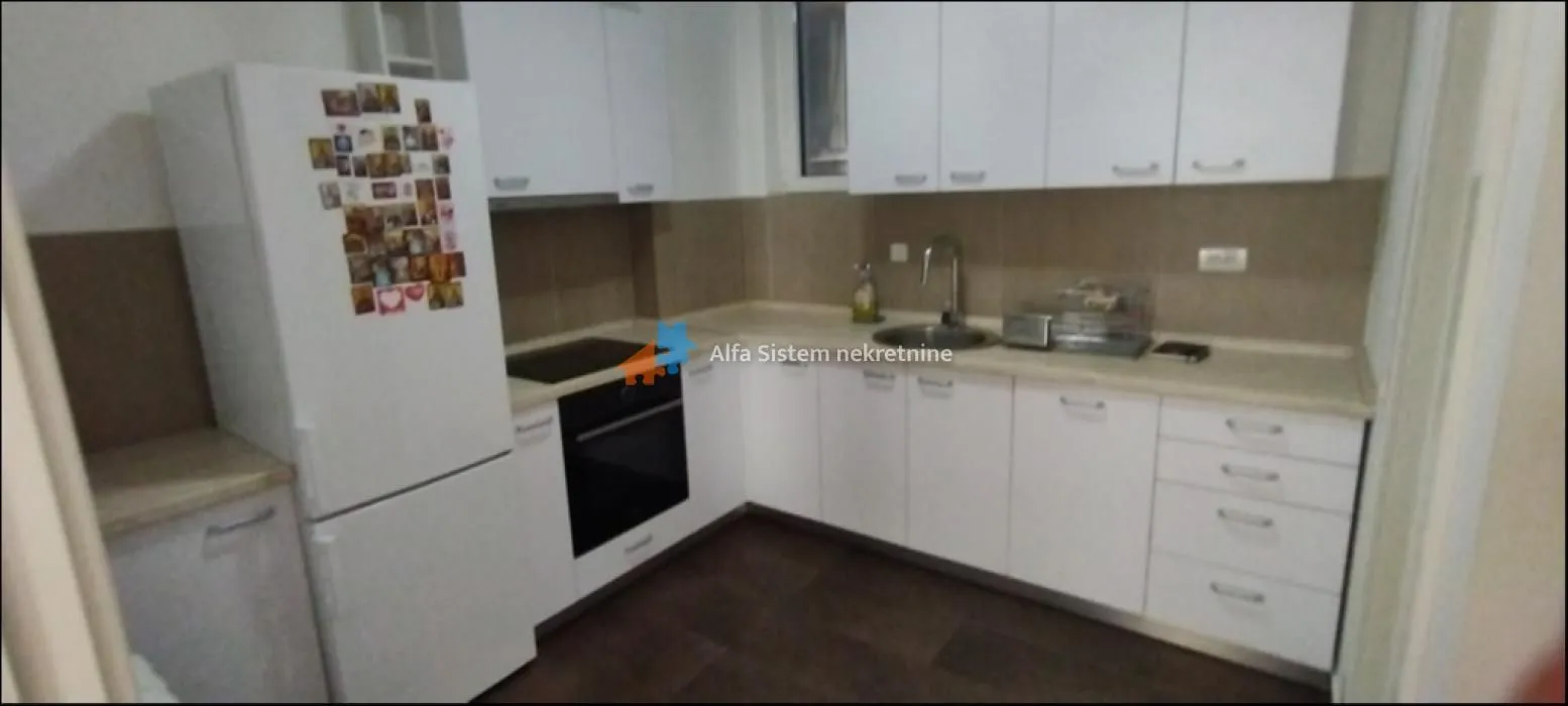Rent, three bedroom apartment, 110m², Vračar Hram, Vračar Sve Podlokacije