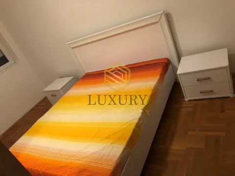 Izdavanje, jednosoban stan, 52m², 1 maj, Podgorica - image 9