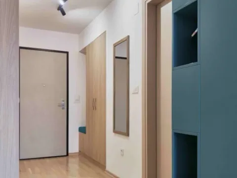 Izdavanje, jednosoban stan, 47m², Budva, Crna Gora - image 11