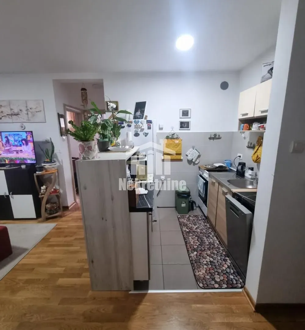 Prodaja, dvosoban stan, 48m², Zemun Gornji Grad, Zemun Sve Podlokacije