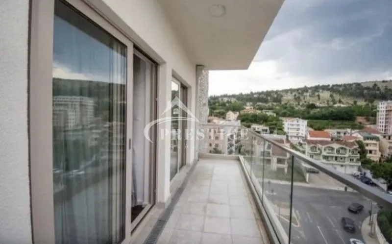 Izdavanje, jednosoban stan, 48m², Preko Morače, Podgorica