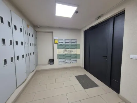 Izdavanje, četvorosoban stan, 97m², Centar, Paraćin - image 26