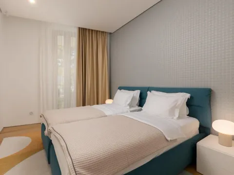 Sale, three bedroom apartment, 180m², Budva, Crna Gora - image 51