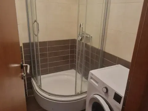 Izdavanje, dvosoban stan, 85m², Preko Morače, Podgorica - image 8