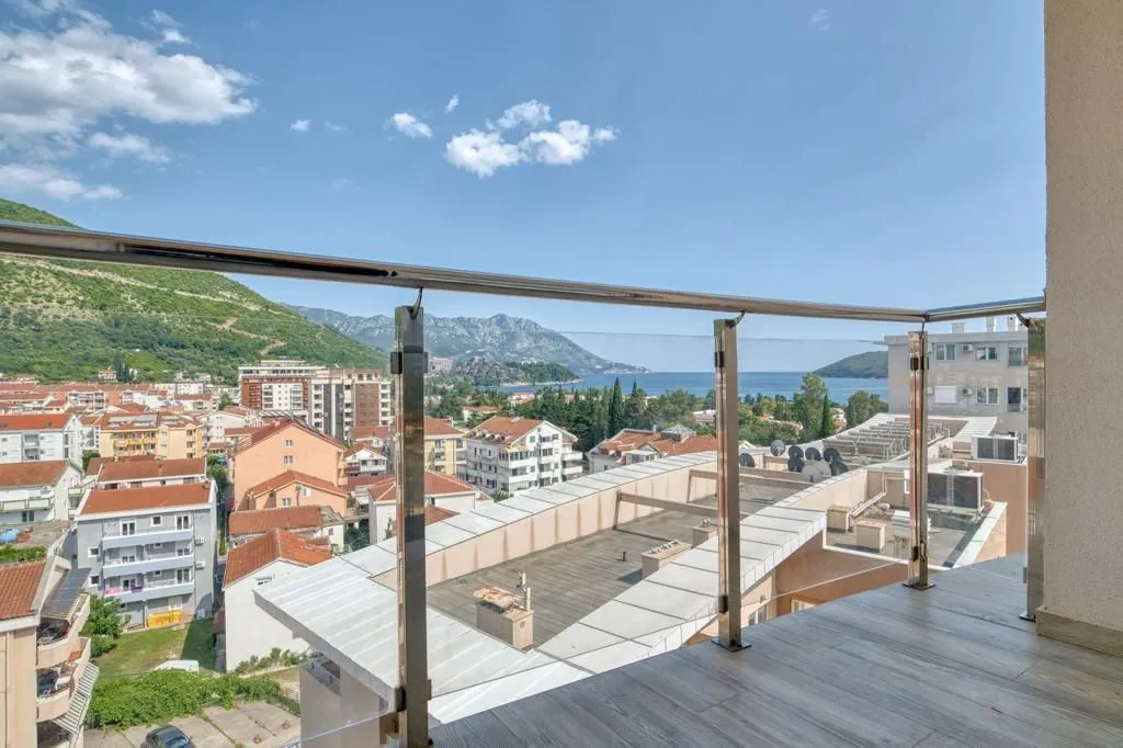 Rent, studio apartment, 40m², Budva, Crna Gora