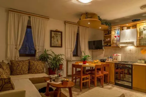 Prodaja, kuća, 355m², Prčanj, Kotor - image 50