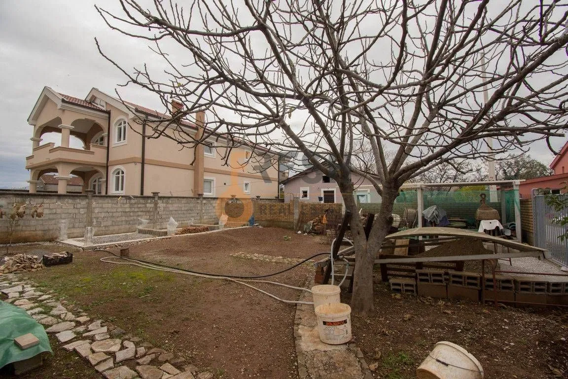 Prodaja, kuća, 120m², Gornja Gorica, Podgorica