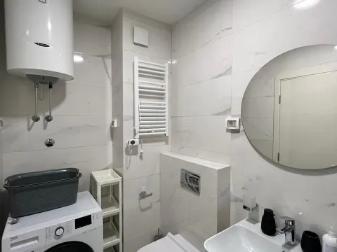 Prodaja, jednosoban stan, 49m², Central Point, Podgorica - image 10