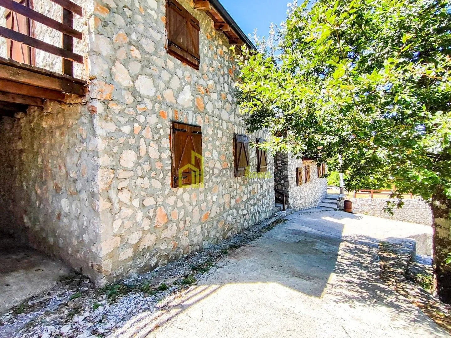 Sale, house, Bar, Crna Gora