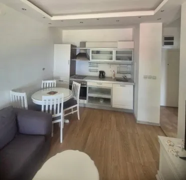 Rent, one bedroom apartment, 37m², Donja Lastva, Tivat - image 4