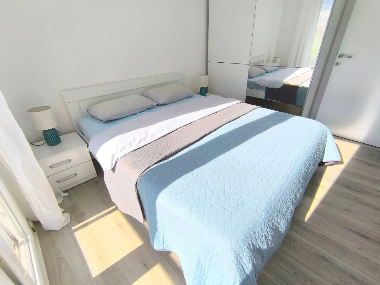 Rent, one bedroom apartment, 90m², Lazi, Budva