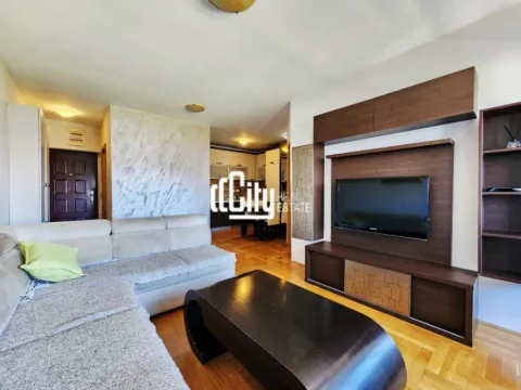 Prodaja, jednosoban stan, 41m², City Kvart, Podgorica