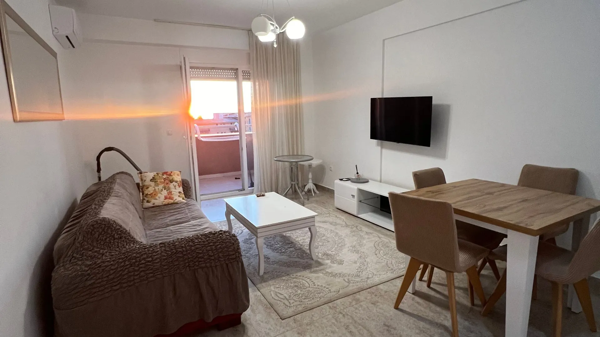 Izdavanje, jednosoban stan, 41m², Ilino, Bar