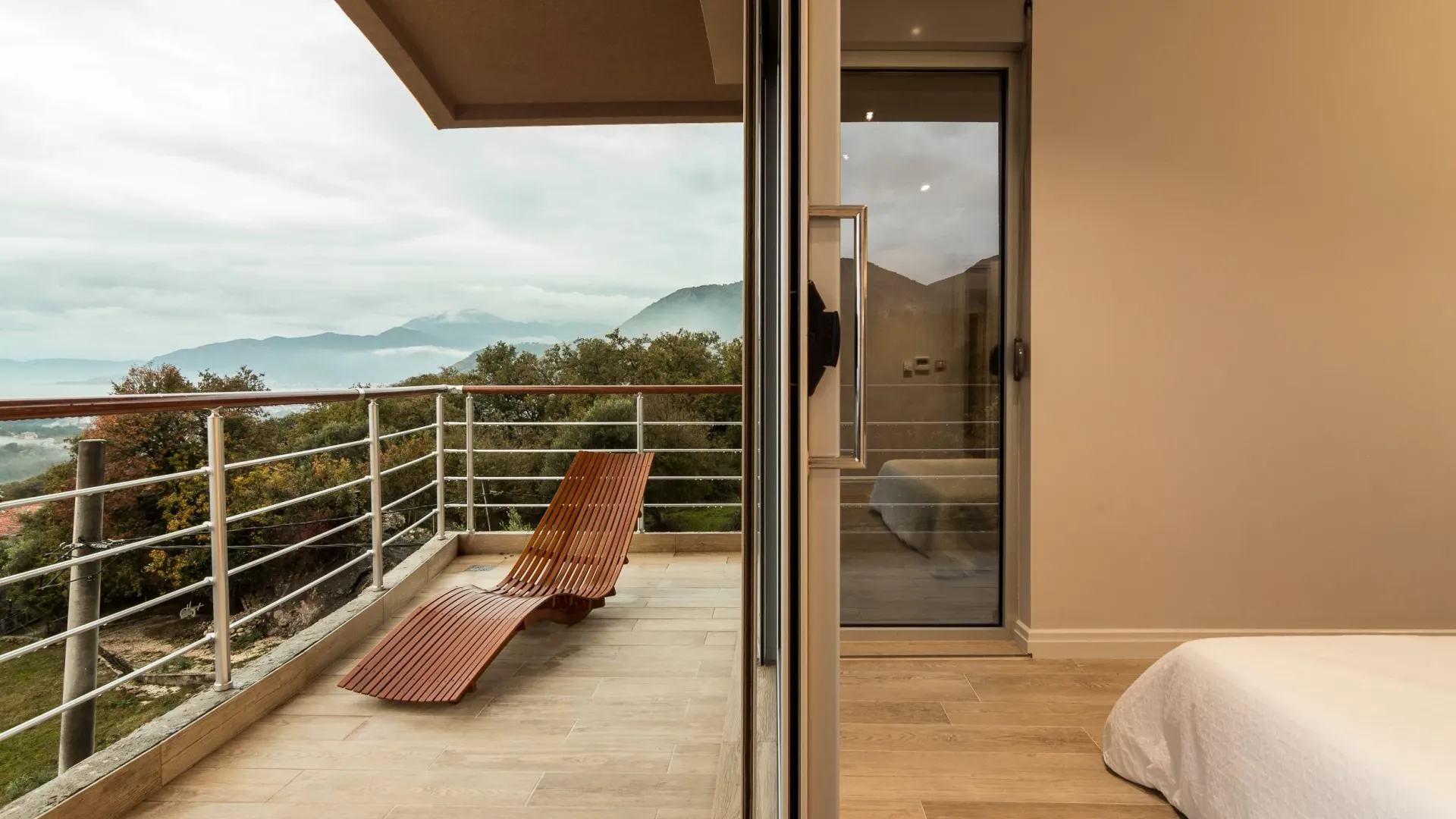 Prodaja, dvosoban stan, 119m², Kavač, Kotor