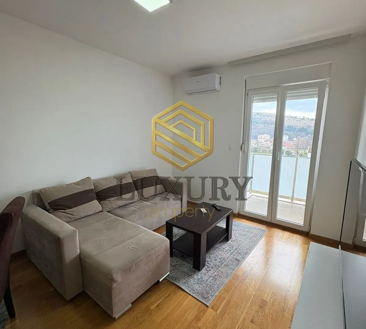 Izdavanje, jednosoban stan, 42m², Zabjelo, Podgorica