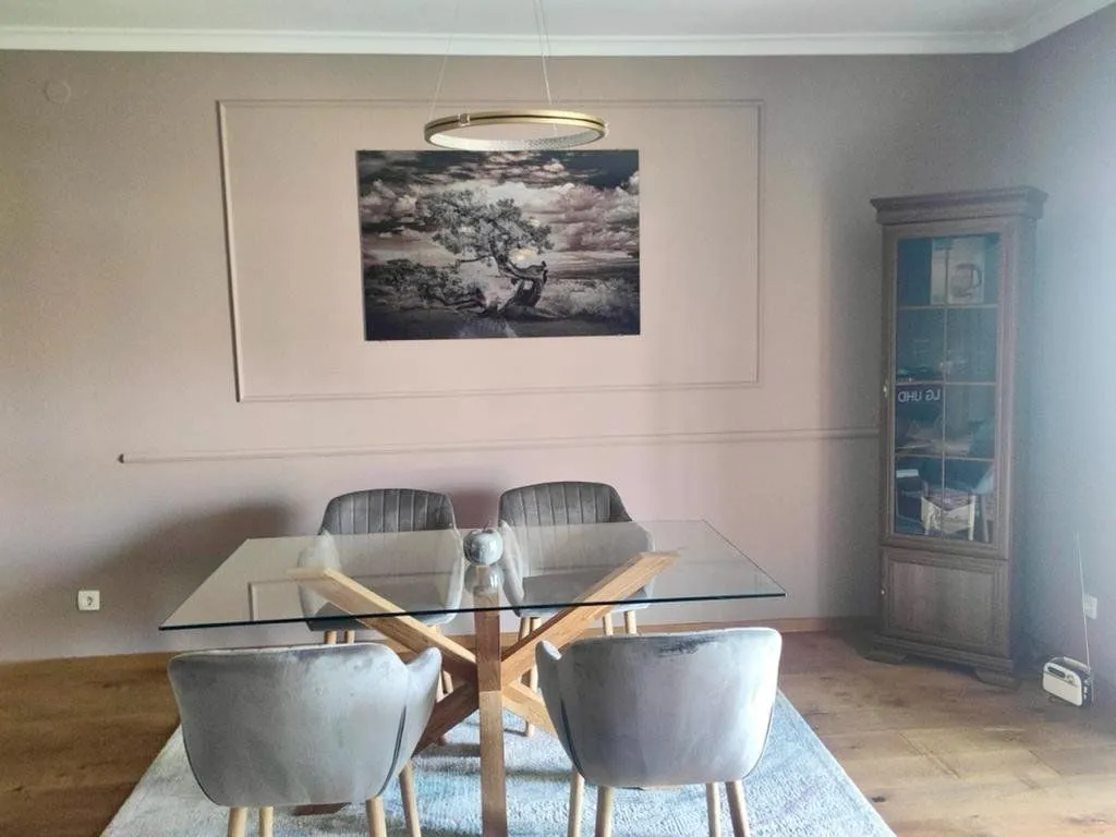 Izdavanje, dvosoban stan, 80m², Blok 9, Podgorica