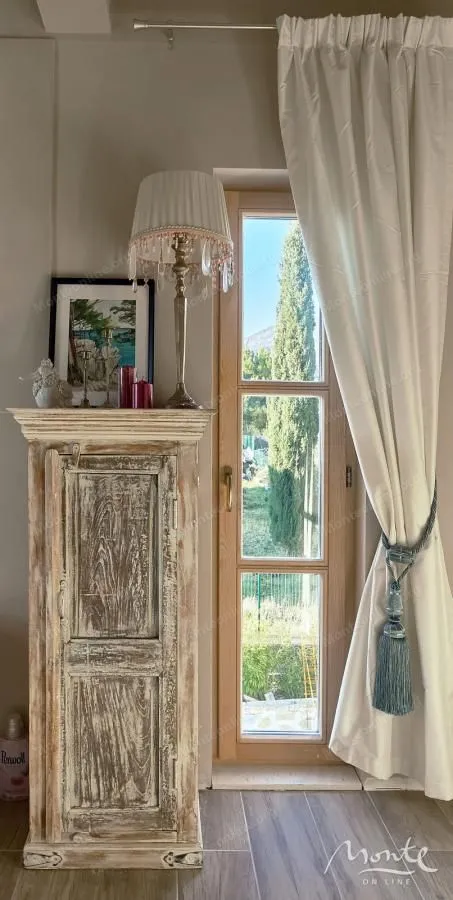 Sale, house, 354m², Ratiševina, Herceg Novi