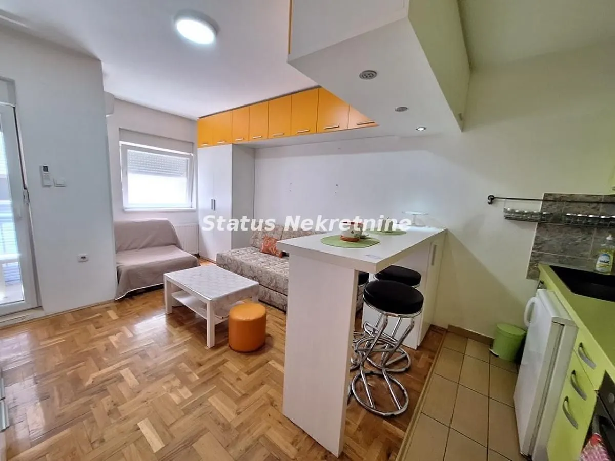 Izdavanje, garsonjera, 34m², Telep, Novi Sad Sve Podlokacije
