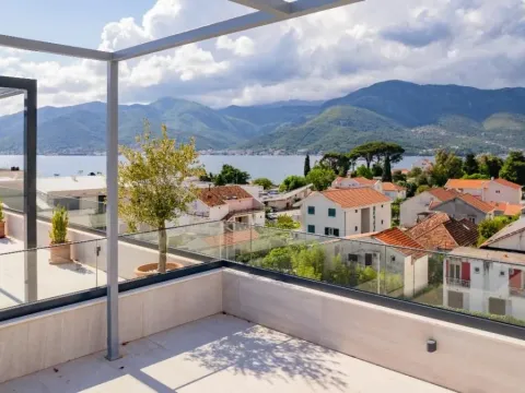 Sale, two bedroom apartment, 154m², Donja Lastva, Tivat - image 37