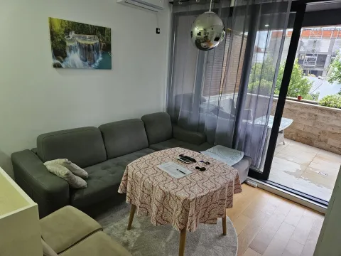 Prodaja, jednosoban stan, 40m², Seljanovo, Tivat - image 1