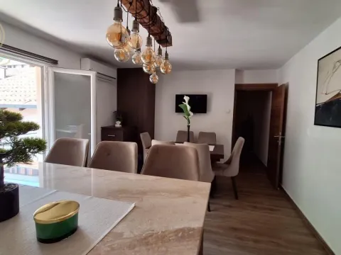 Rent, office space, 320m², Medijana, Niš - image 3