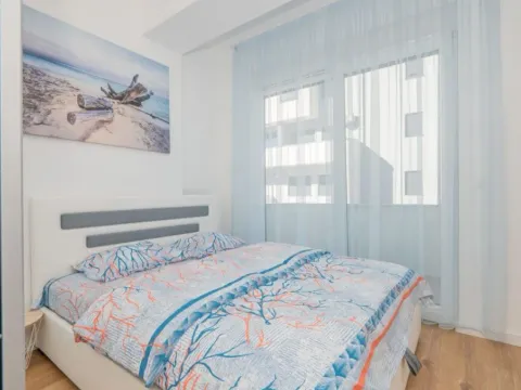 Izdavanje, jednosoban stan, 45m², Centar, Bar - image 12