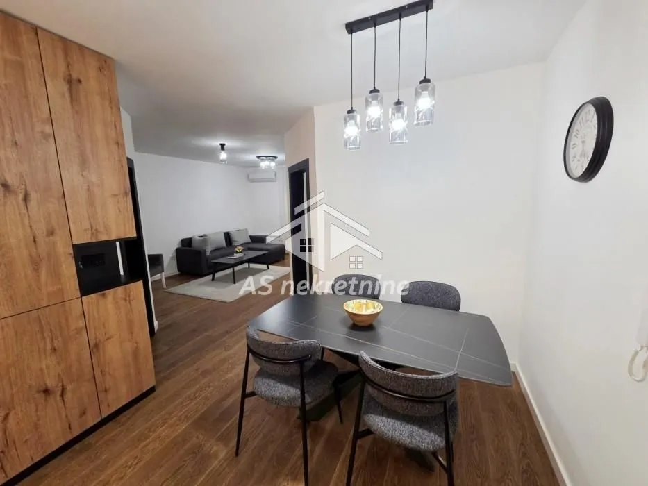 Izdavanje, stan, 61m², Cvetkova Pijaca, Zvezdara Sve Podlokacije
