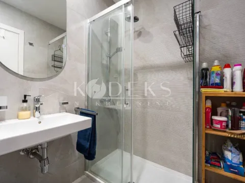 Izdavanje, dvosoban stan, 73m², Central Point, Podgorica - image 4