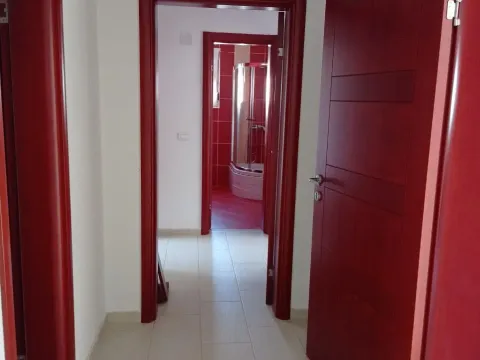 Prodaja, kuća, 300m², Bijelo Polje, Crna Gora - image 8