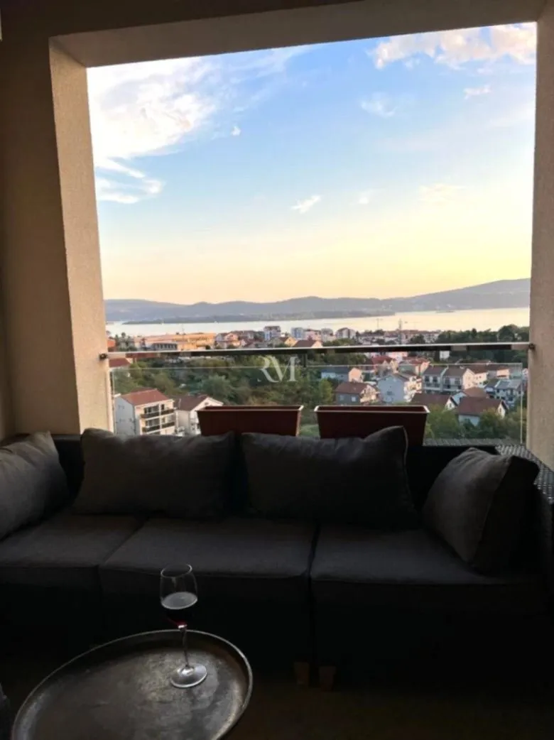 Prodaja, jednosoban stan, 55m², Pod Kuk, Tivat