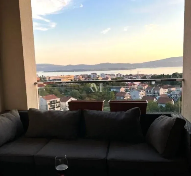 Prodaja, jednosoban stan, 55m², Pod Kuk, Tivat