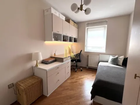 Prodaja, četvorosoban stan, 102m², Cara Dušana, Novi Sad Sve Podlokacije - image 9
