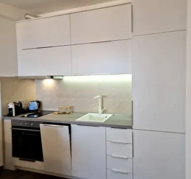 Sale, one bedroom apartment, 45m², Bečići, Budva - image 6