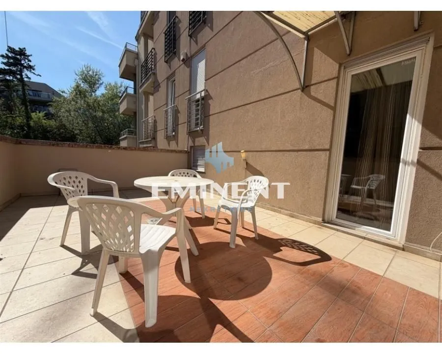 Rent, apartment, 170m², Savski Venac, Beograd