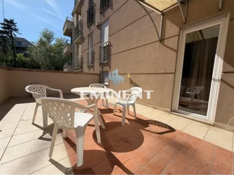 Izdavanje, stan, 170m², Savski Venac, Beograd - image 20