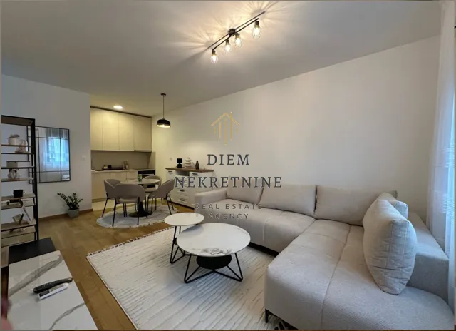 Izdavanje, jednosoban stan, 45m², Podgorica, Crna Gora