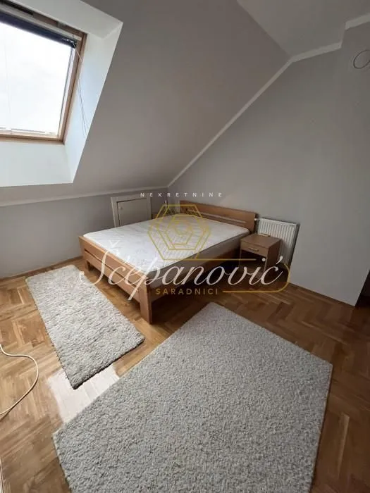 Prodaja, trosoban stan, 80m², Bulevar Oslobodjenja, Novi Sad Sve Podlokacije