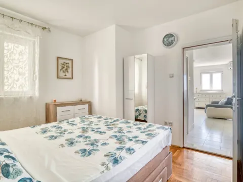 Izdavanje, jednosoban stan, 44m², Petrovac, Budva - image 12