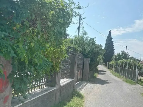 Prodaja, kuća, 330m², Podgorica, Crna Gora - image 9