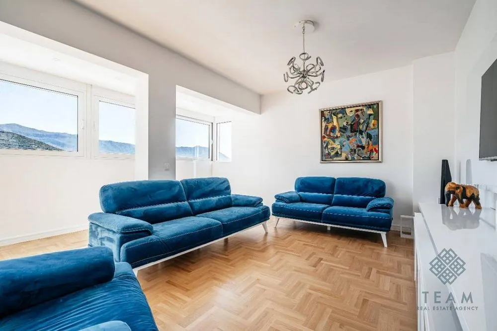Sale, three bedroom apartment, 105m², Centar, Budva