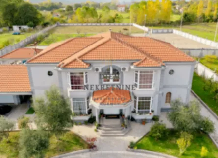 Sale, house, 560m², Begovina, Danilovgrad