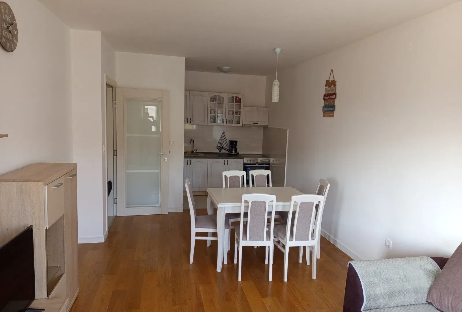 Rent, one bedroom apartment, 49m², Central Point, Podgorica