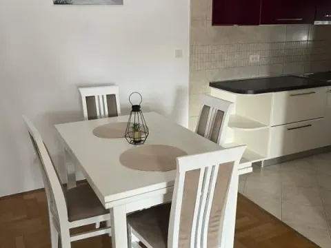 Rent, one bedroom apartment, 54m², Bar, Crna Gora - image 4