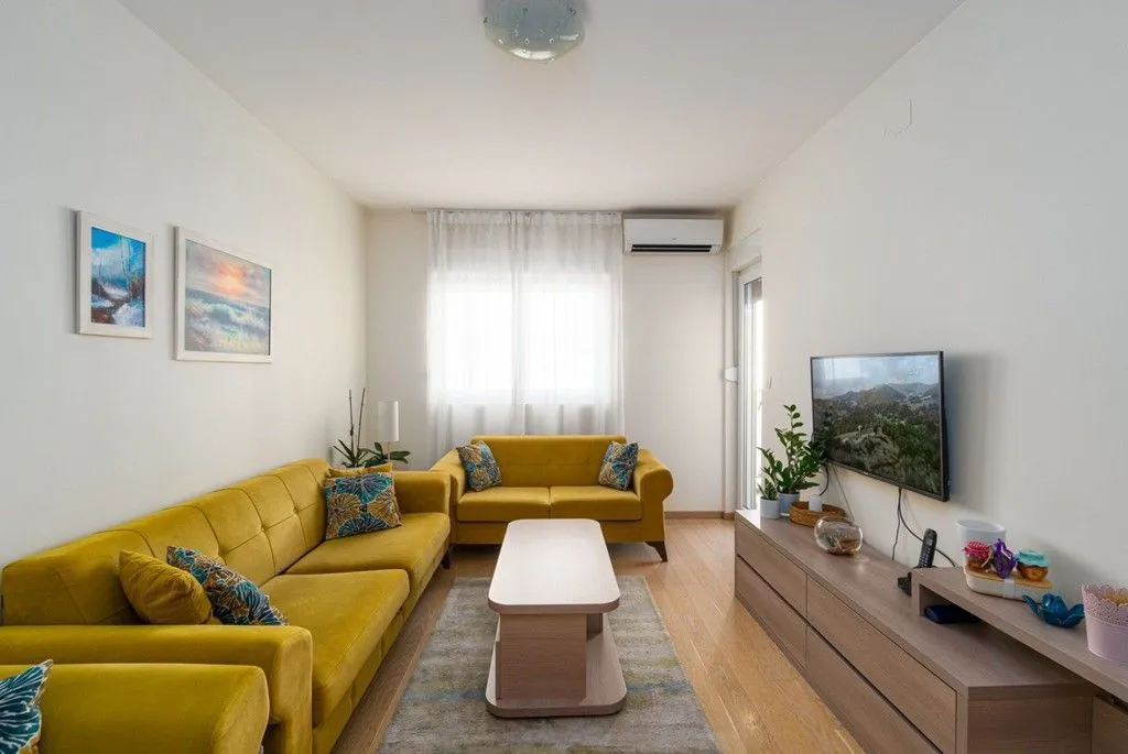 Prodaja, dvosoban stan, 72m², City Kvart, Podgorica